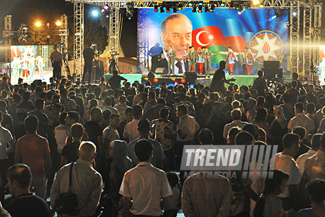 Baku National Park hosted a concert and a grand firework to mark the anniversary of Heydar Aliyev’s coming to power in Azerbaijan, Baku, Azerbaijan, July 14, 2011
