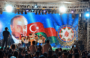 Baku National Park hosted a concert and a grand firework to mark the anniversary of Heydar Aliyev’s coming to power in Azerbaijan, Baku, Azerbaijan, July 14, 2011
