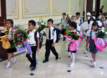 It is the long-expected day for those who enter schools for the first time, Baku, Azerbaijan, Sept.15, 2011 