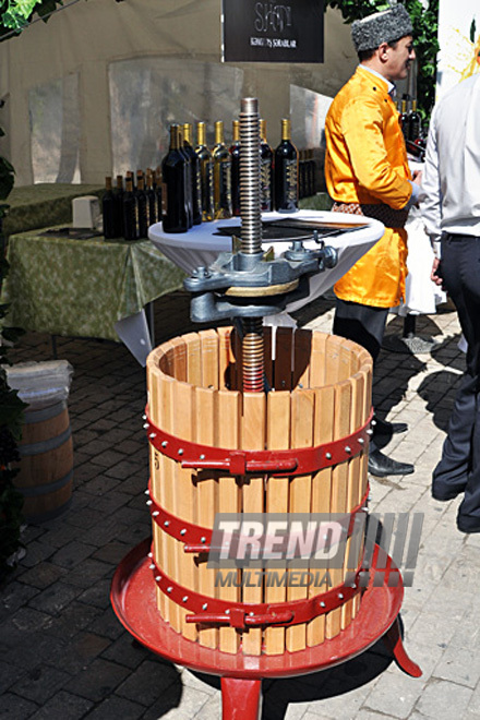 Grape Harvest Festival in ancient part of Baku. Azerbaijan, Okt.02, 2011