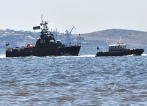 Navy warships and Coast Guard of the State Border Service. Oct. 24, 2011 