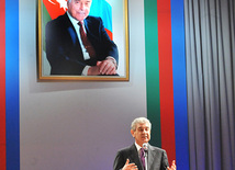 Representatives of ruling New Azerbaijan Party revere national leader Heydar Aliyev's memory. Baku, Azerbaijan, Dec.10, 2011 