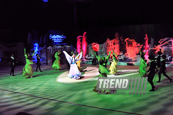 Azerbaijani gymnasts perform New Year show ‘Tom Thumb and Grinch’. Baku, Azerbaijan, Dec.21, 2011