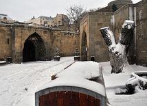 Bakının qar mənzərələri. Azərbaycan, 28 yanvar 2012