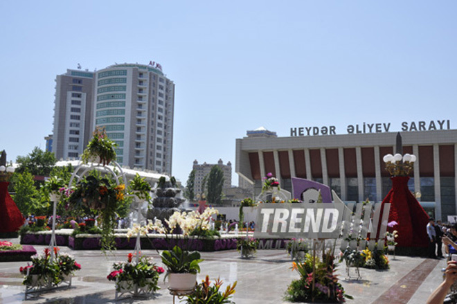 Flower festival in Baku, Azerbaijan, May 10, 2012