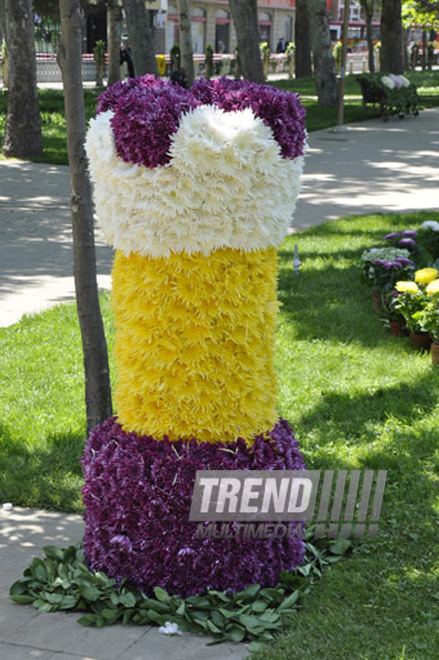 Flower festival in Baku, Azerbaijan, May 10, 2012