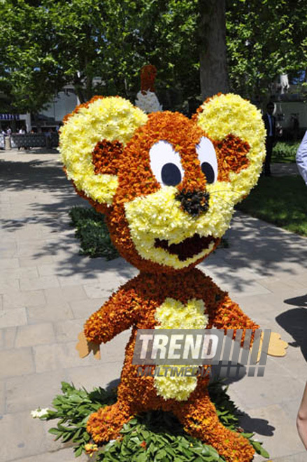 Flower festival in Baku, Azerbaijan, May 10, 2012