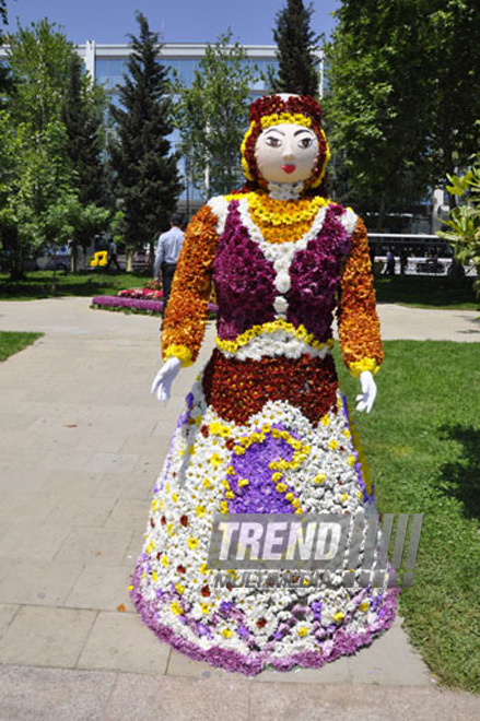 Flower festival in Baku, Azerbaijan, May 10, 2012