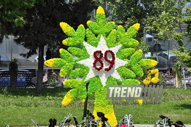 Flower festival in Baku, Azerbaijan, May 10, 2012