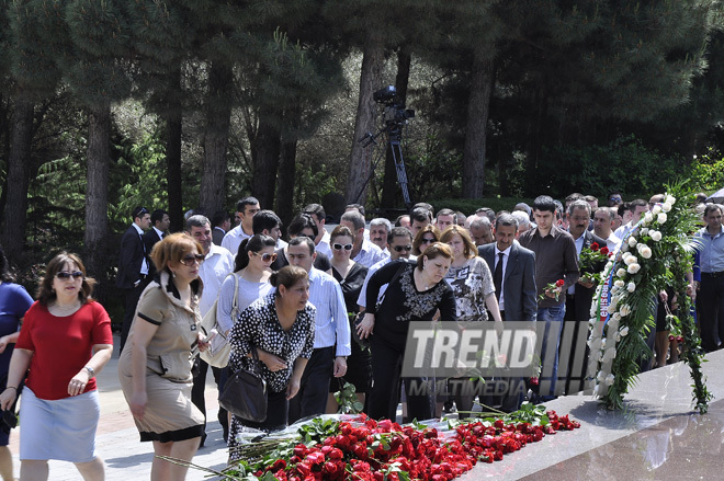 Azerbaijan's public marks 89th birthday of Nationwide Leader Heydar Aliyev. Baku, Azerbaijan, May 10, 2012