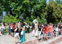 Flower festival in Baku, Azerbaijan, May 10, 2012