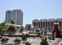 Flower festival in Baku, Azerbaijan, May 10, 2012