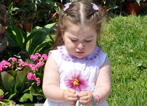 Flower festival in Baku, Azerbaijan, May 10, 2012