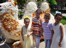 Flower festival in Baku, Azerbaijan, May 10, 2012