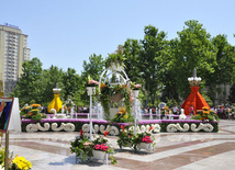 Flower festival in Baku, Azerbaijan, May 10, 2012