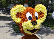 Flower festival in Baku, Azerbaijan, May 10, 2012