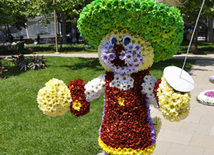 Flower festival in Baku, Azerbaijan, May 10, 2012