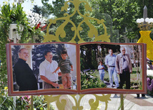 Flower festival in Baku, Azerbaijan, May 10, 2012