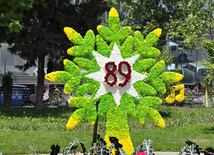 Flower festival in Baku, Azerbaijan, May 10, 2012