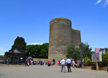 İçəri Şəhərdə gəzinti. Bakı, Azərbaycan, 30 may 2012