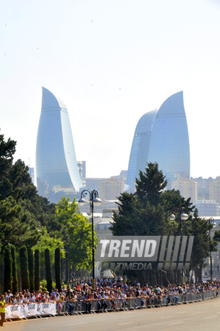 David Coulthard demonstrated the show in Baku. Azerbaijan, June 17, 2012