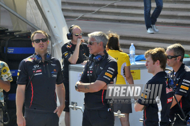 David Coulthard demonstrated the show in Baku. Azerbaijan, June 17, 2012