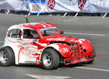 David Coulthard demonstrated the show in Baku. Azerbaijan, June 17, 2012