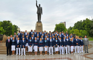 Azerbaijani sportsmen who will participate in XXX Summer Olympics 2012 in London visited monument to Azerbaijani National Leader Heydar Aliyev. Baku, Azerbaijan, July 03, 2012 