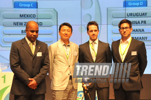 В Баку прошла жеребьевка среди национальных команд, участвующих в чемпионате мира по футболу среди девушек до 17 лет. Баку, Азербайджан, 06 июля 2012 г.