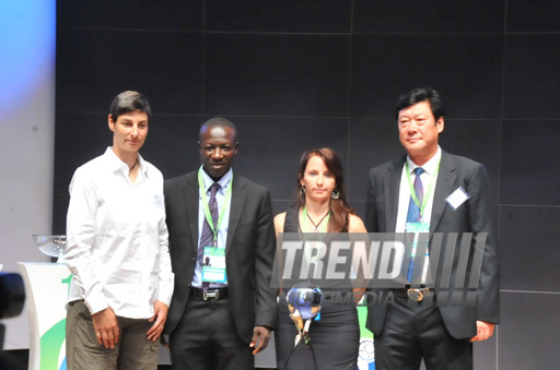 В Баку прошла жеребьевка среди национальных команд, участвующих в чемпионате мира по футболу среди девушек до 17 лет. Баку, Азербайджан, 06 июля 2012 г.