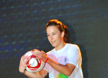 В Баку прошел концерт в поддержку Чемпионата мира по футболу среди девушек. Баку, Азербайджан, 06 июля 2012 г. 