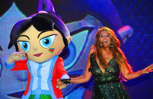 В Баку прошел концерт в поддержку Чемпионата мира по футболу среди девушек. Баку, Азербайджан, 06 июля 2012 г. 