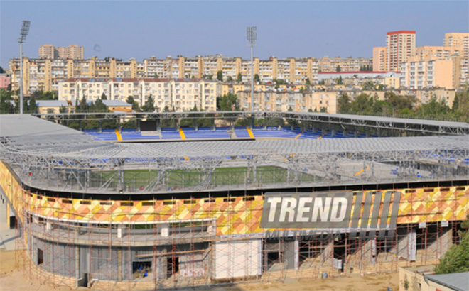 Bakının "8-ci kilometr" qəsəbəsində tikilən yeni stadion. Bakı, Azərbaycan, 09 iyul 2012