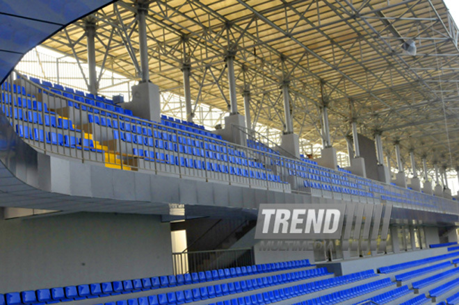 Bakının "8-ci kilometr" qəsəbəsində tikilən yeni stadion. Bakı, Azərbaycan, 09 iyul 2012