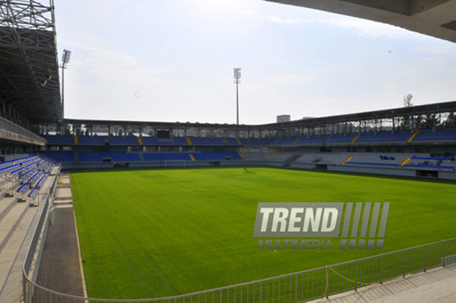 Bakının "8-ci kilometr" qəsəbəsində tikilən yeni stadion. Bakı, Azərbaycan, 09 iyul 2012