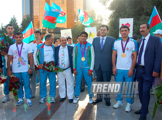 Azerbaijani sportsmen - participants of XXX Summer Olympic Games in London have returned to their homeland. Baku, Azerbaijan, Aug.15, 2012