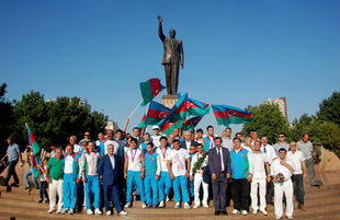 Azerbaijani sportsmen - participants of XXX Summer Olympic Games in London have returned to their homeland. Baku, Azerbaijan, Aug.15, 2012