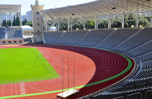 Tofiq Bəhramov adına Respublika Stadionu əsaslı təmir və yenidənqurmadan sonra. Bakı, Azərbaycan, 17 avqust 2012