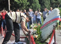 Ramil Safarov visits Alley of Honour and Alley of Martyrs. Baku, Azerbaijan, Aug.31, 2012