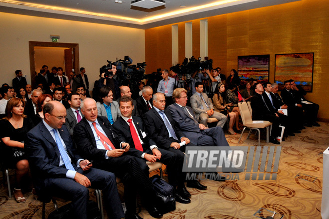 Signing ceremony of Azerbaijani-Dutch documents. Baku, Azerbaijan, Sep.13, 2012 

