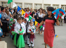 It is the long-expected day for those who enter schools for the first time, Baku, Azerbaijan, Sept.15, 2012