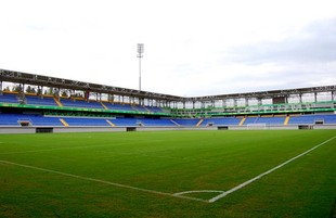 Yeni istifadəyə verilmiş "8 KM" stadionundan görüntülər. Bakı, Azərbaycan, 15 sentyabr 2012