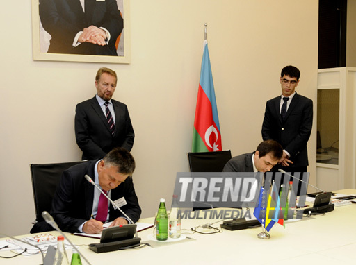 Azerbaijan Export and Investment Promotion Fund (AZPROMO) and the Chamber of Commerce of Bosnia and Herzegovina signed a memorandum of understanding. Baku, Azerbaijan, Oct.18, 2012