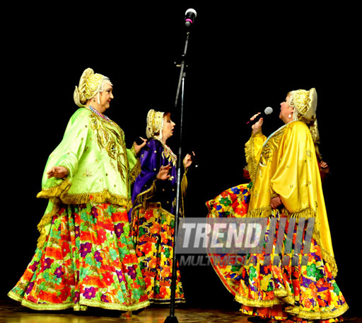 Baku hosts concert of folk ensemble "Russkie dikovinki" from Moscow. Azerbaijan, Oct.30, 2012