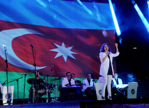 A grand concert was held in Baku in connection with the State Flag Day. Azerbaijan, Nov.09, 2012