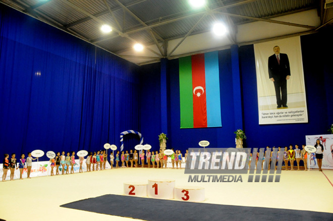 Bədii gimnastika üzrə 19-cu Azərbaycan birinciliyi keçirilib. Bakı, Azərbaycan, 16 noyabr 2012