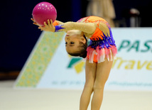 Bədii gimnastika üzrə 19-cu Azərbaycan birinciliyi keçirilib. Bakı, Azərbaycan, 16 noyabr 2012