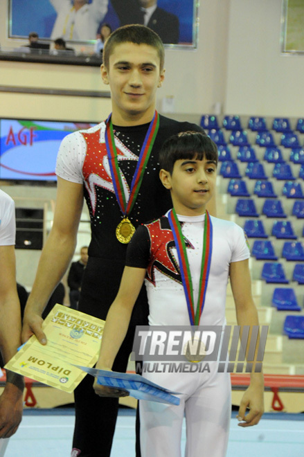 İdman gimnastikası, akrobatika və tamblinq üzrə birgə yarışlar başa çatıb. Bakı, Azərbaycan, 23 dekabr 2012