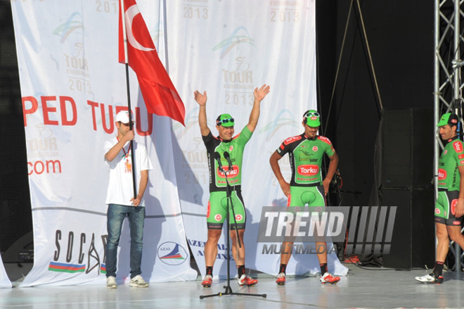 "Tour d'Azerbaidjan" beynəlxalq velosiped turunun açılış mərasimi. Bakı, Azərbaycan, 30 aprel 2013