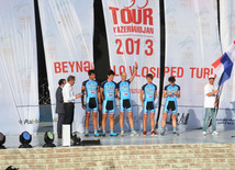 "Tour d'Azerbaidjan" beynəlxalq velosiped turunun açılış mərasimi. Bakı, Azərbaycan, 30 aprel 2013